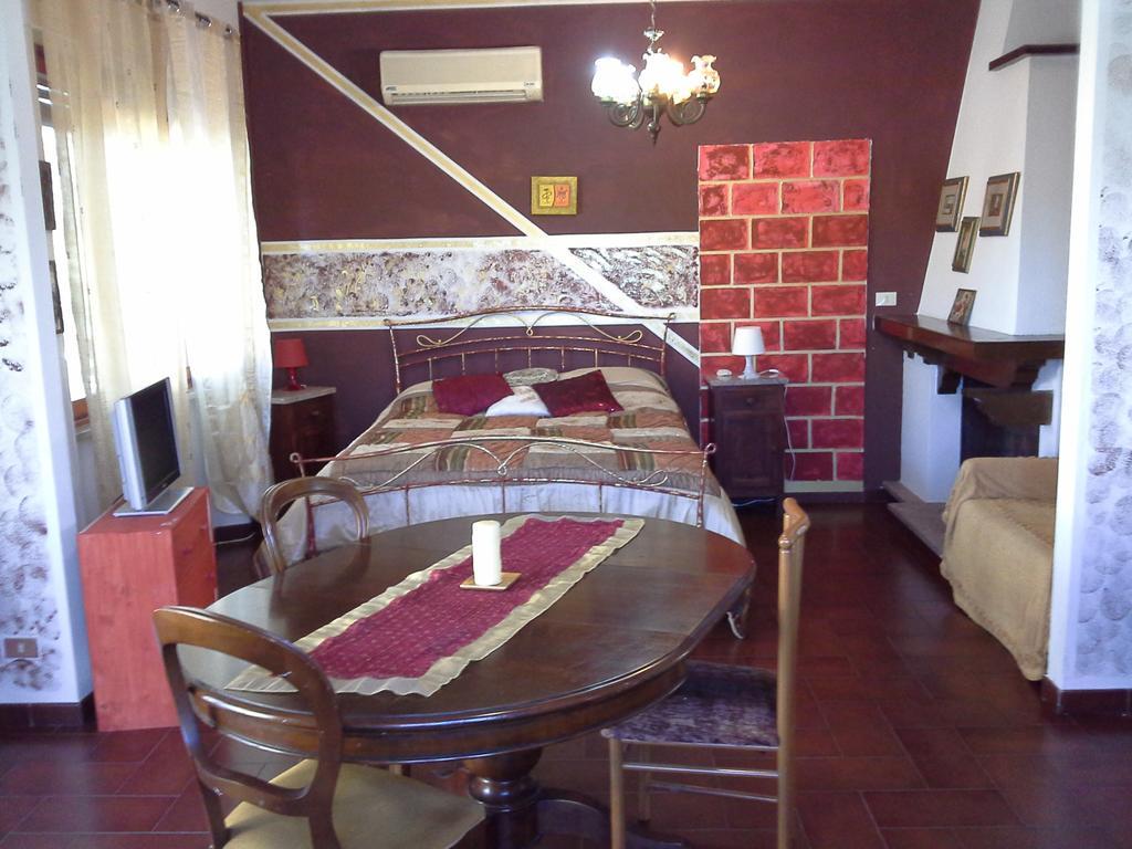 Tropical Bed&Breakfast Лукка Номер фото