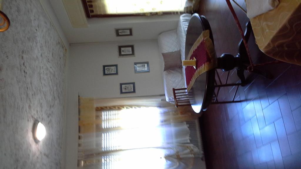 Tropical Bed&Breakfast Лукка Экстерьер фото