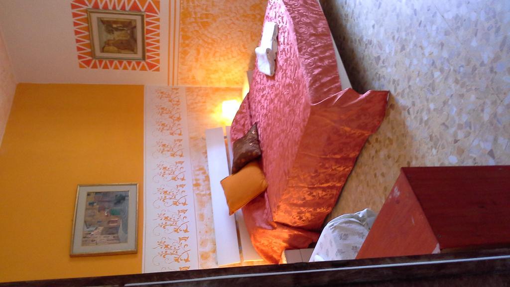 Tropical Bed&Breakfast Лукка Экстерьер фото