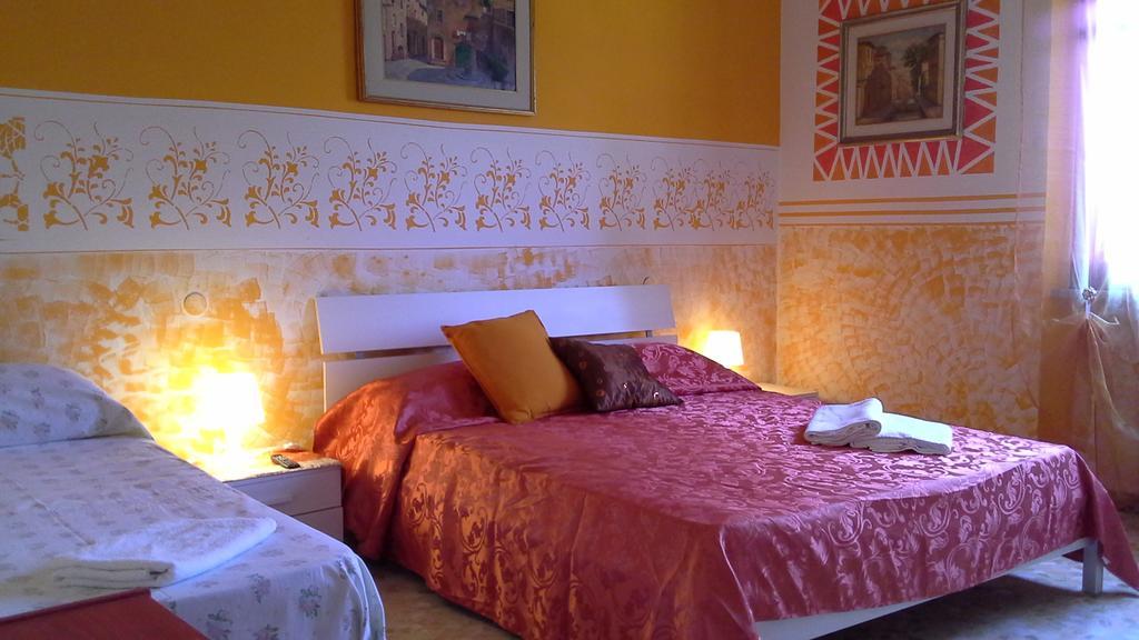 Tropical Bed&Breakfast Лукка Экстерьер фото