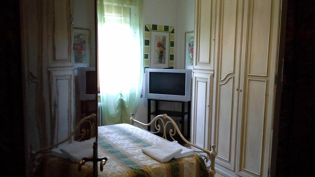 Tropical Bed&Breakfast Лукка Экстерьер фото